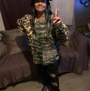 Meet your Posher, Vera